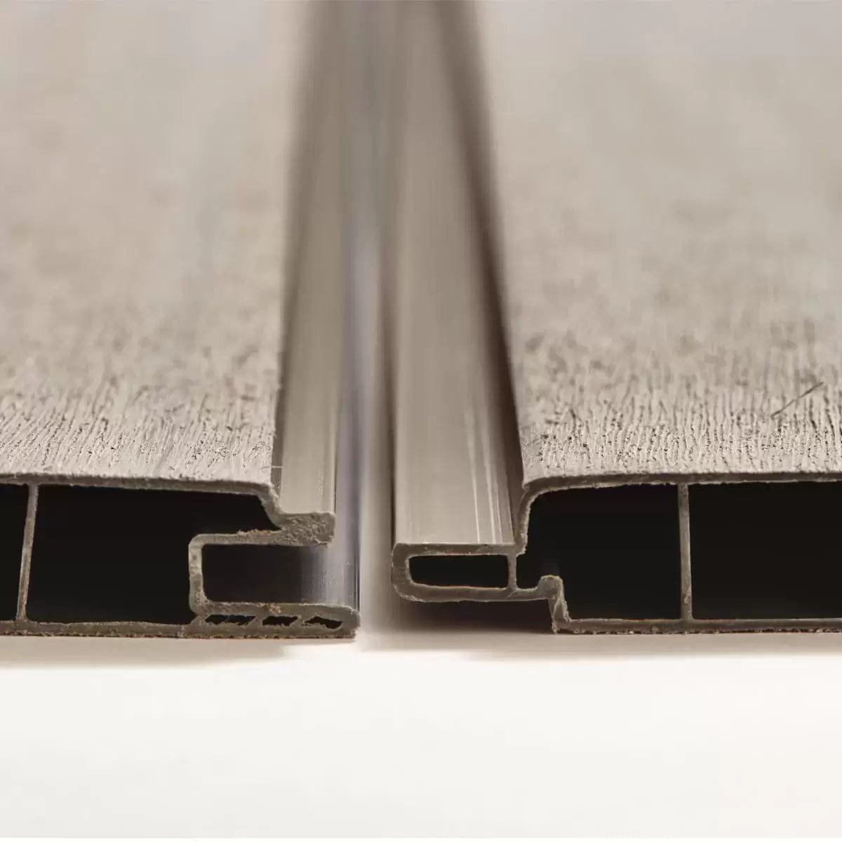 Keter 7.5′ x 15′ Oakland Heavy Duty Plastic Shed – Grey - Image 7