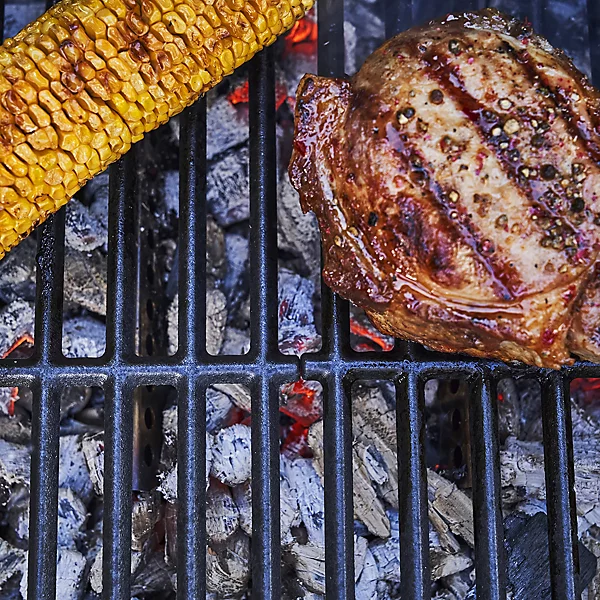 Char-Broil Gas2Coal 2.0 Black 3 burner Gas Hybrid BBQ - Image 9