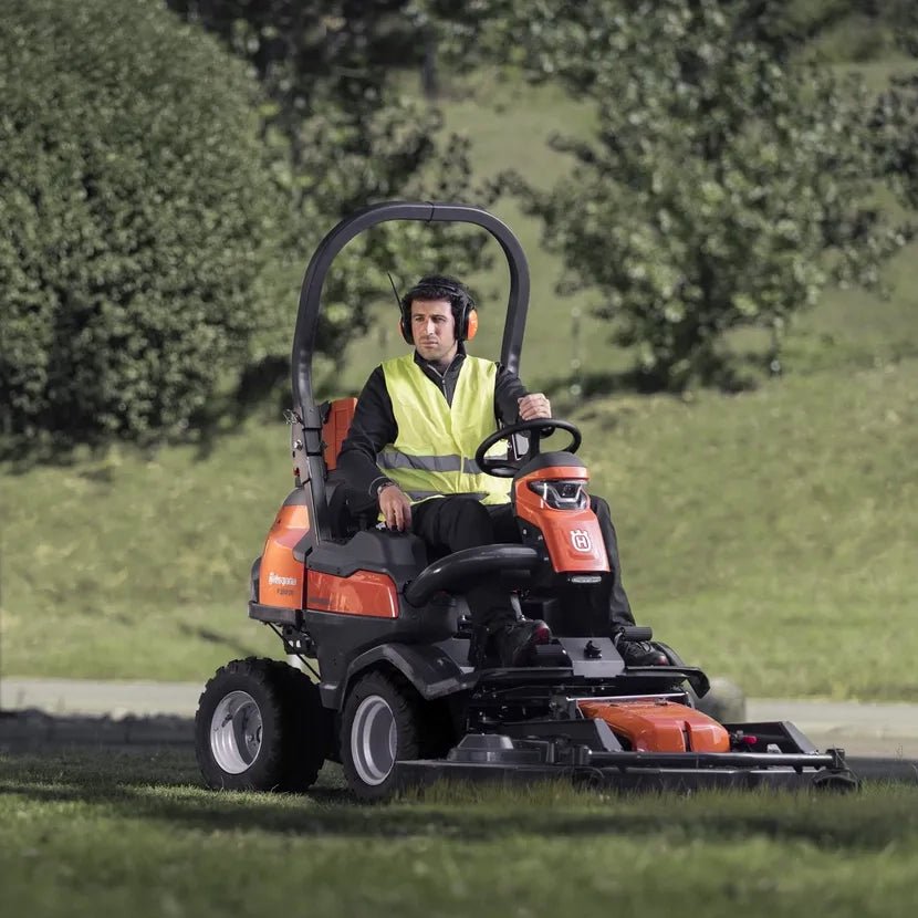 Husqvarna P 524X EFI Ride-On Mower - Image 5