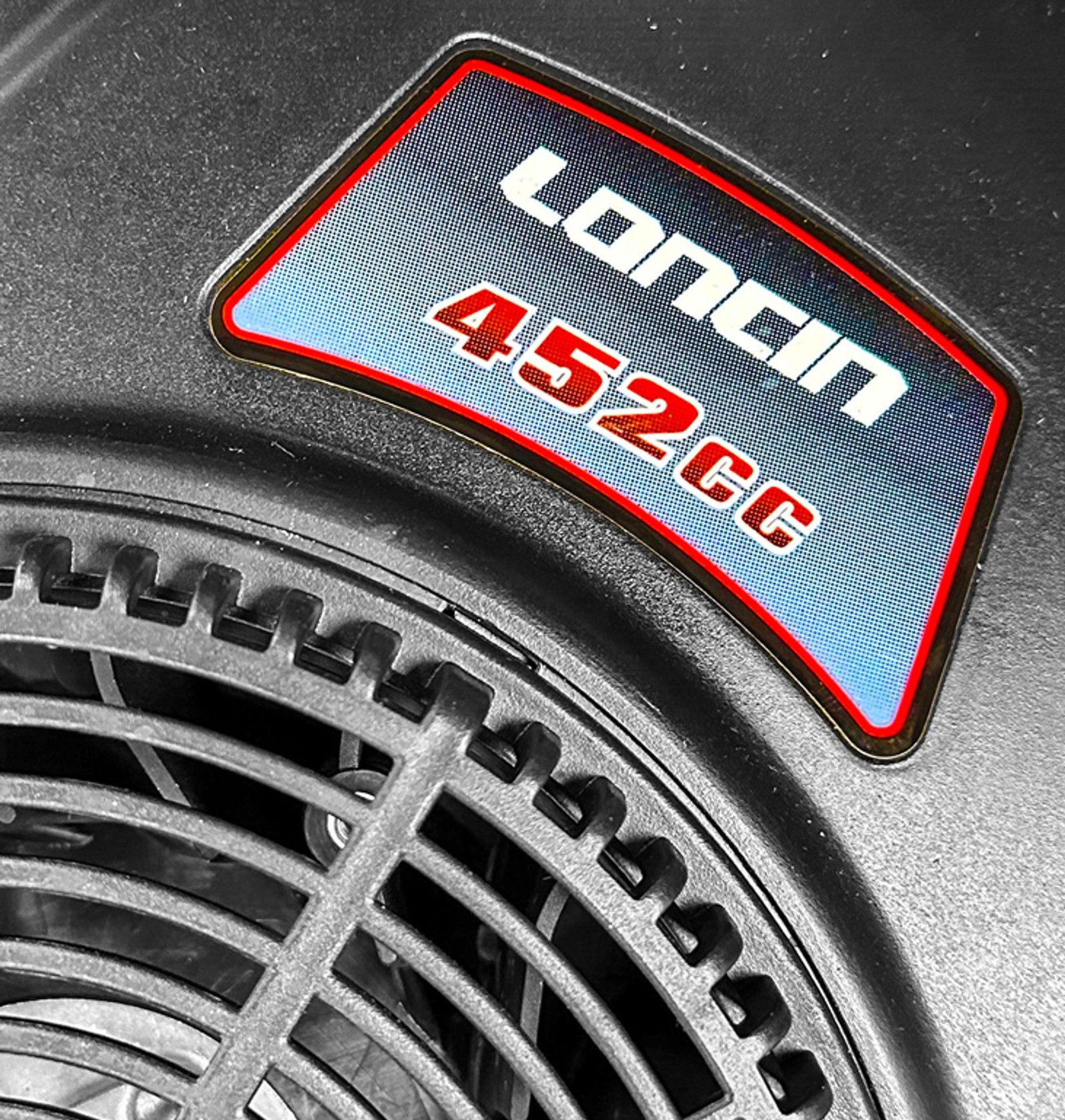 Cobra LT102HRL Petrol Lawn Tractor 102cm - Image 7