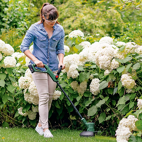 Bosch Power for all 18V 65mm Cordless Grass trimmer - EasyGrassCut 18-230 - Image 2