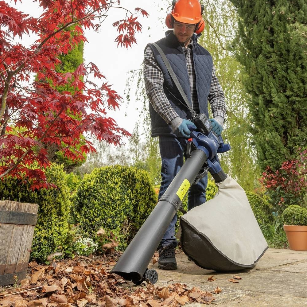 Spear & Jackson Cordless 3-In-1 Leaf Blower and Vac - 36V - Image 4